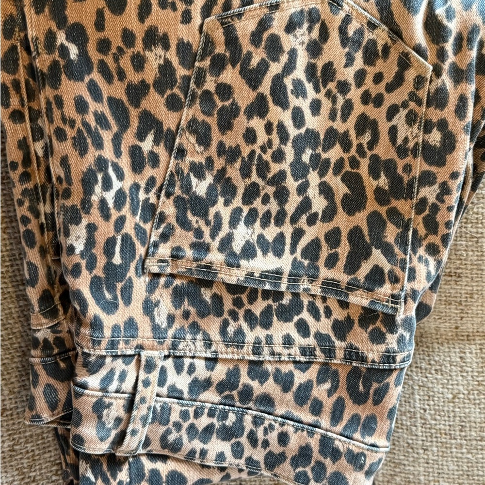 GAP- Leopard Print Women's Jeans
